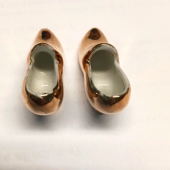 Vintage Gold Porcelain Tiny High Heels - Picture 4 of 5